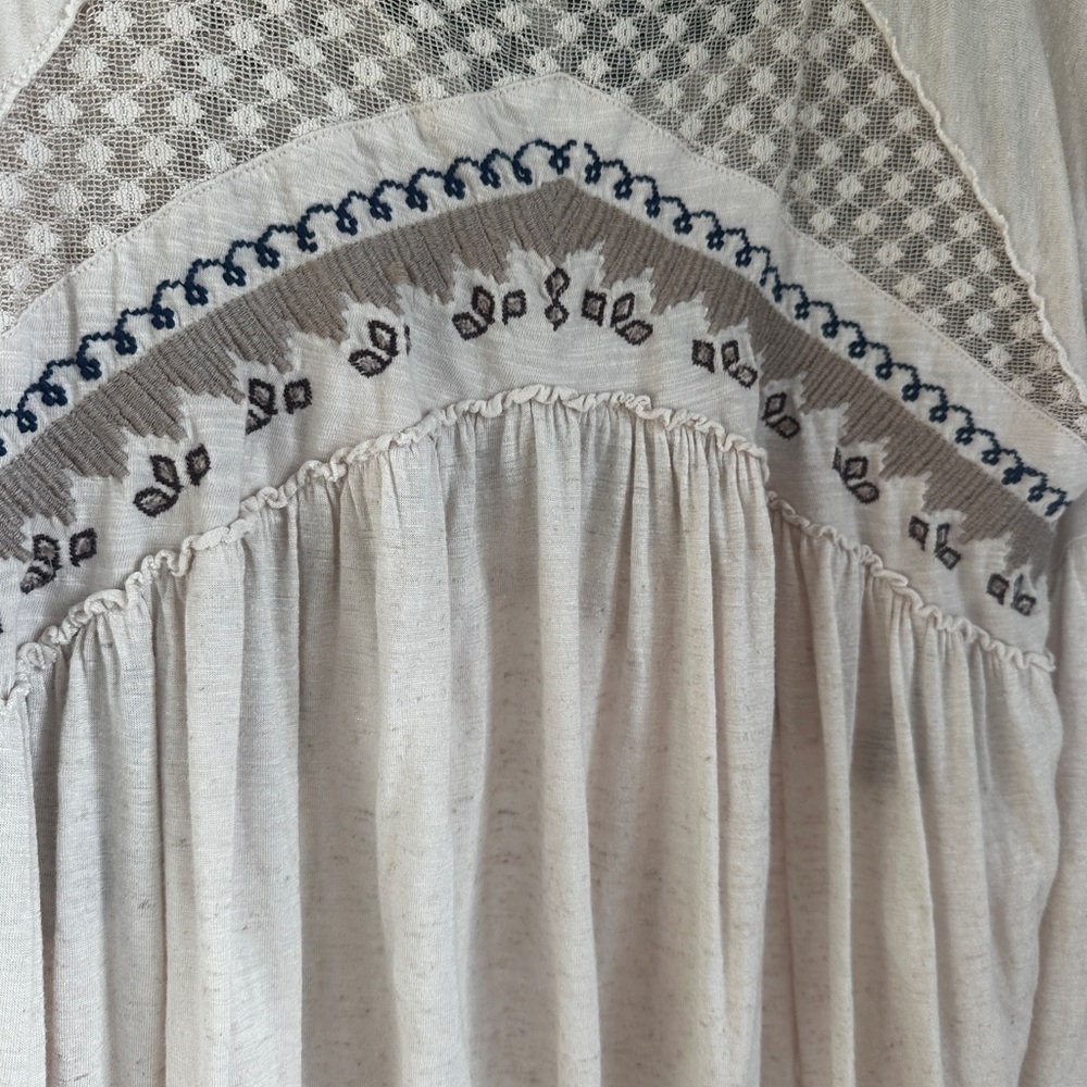 Free People Embroidered Boho Top – Size XS - Picture 8 of 9